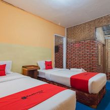 RedDoorz Plus @ Grand Yustik Sukabumi, 巴罗斯 — 照片 5