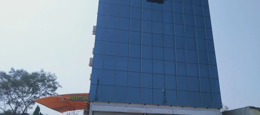 Hotel Karna Residency, 兰詹冈 — 照片 1