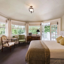 ThistleDown House, West Vancouver — photo 3