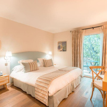 Hotel Spa & Restaurant Cantemerle, 旺斯 — 照片 3