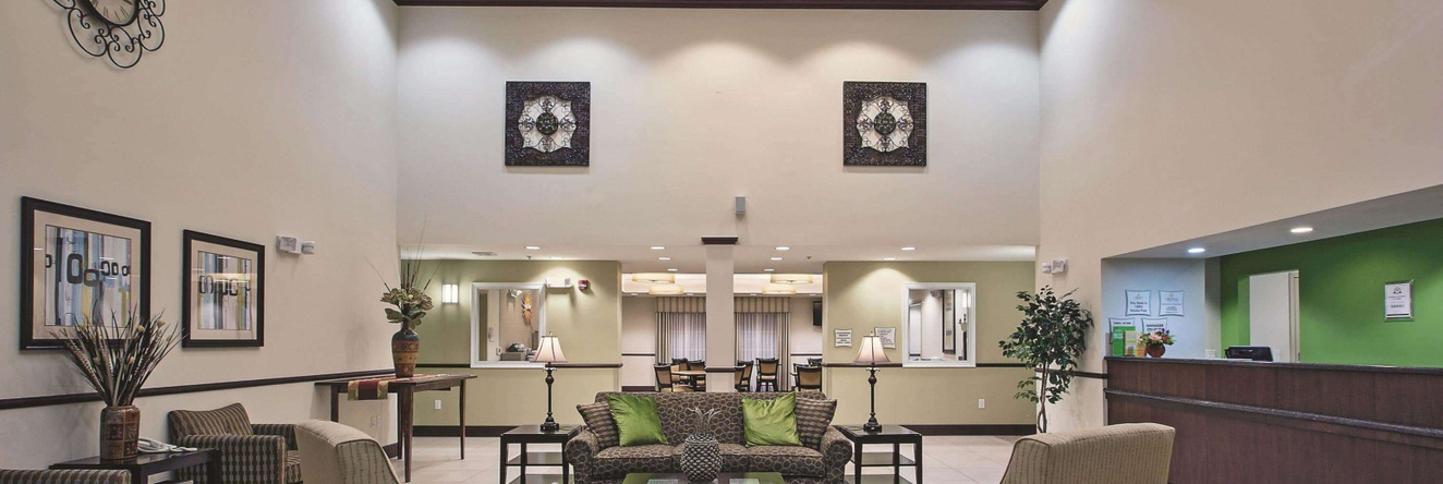 La Quinta Inn & Suites By Wyndham Lancaster, Смоктаун — фото 1