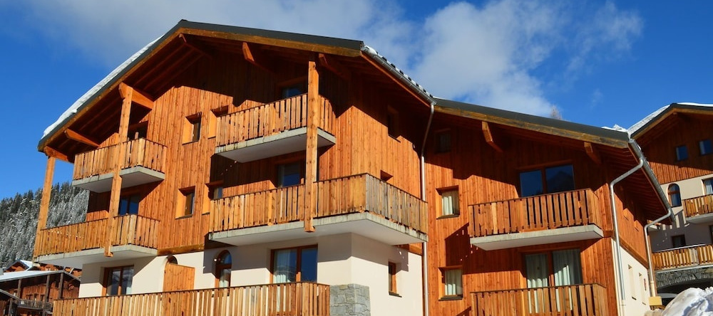 Comfortable Apartment Located at the ski Slopes in Valfréjus, Valfrejus — photo 1