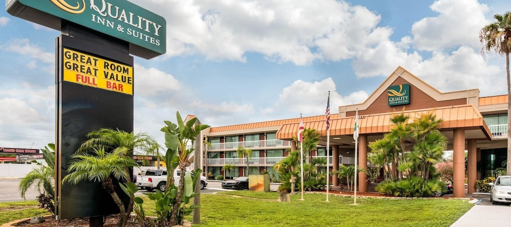 Holiday Inn Tarpon Springs, Tarpon Springs — photo 1