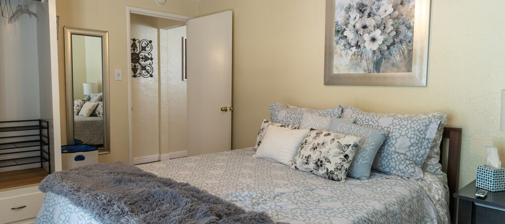 Cozy 1 Bedroom Close To Downtown Livermore, Ливермор — фото 1