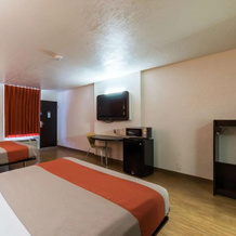 Motel 6 Uvalde, TX, 尤瓦尔迪 — 照片 4