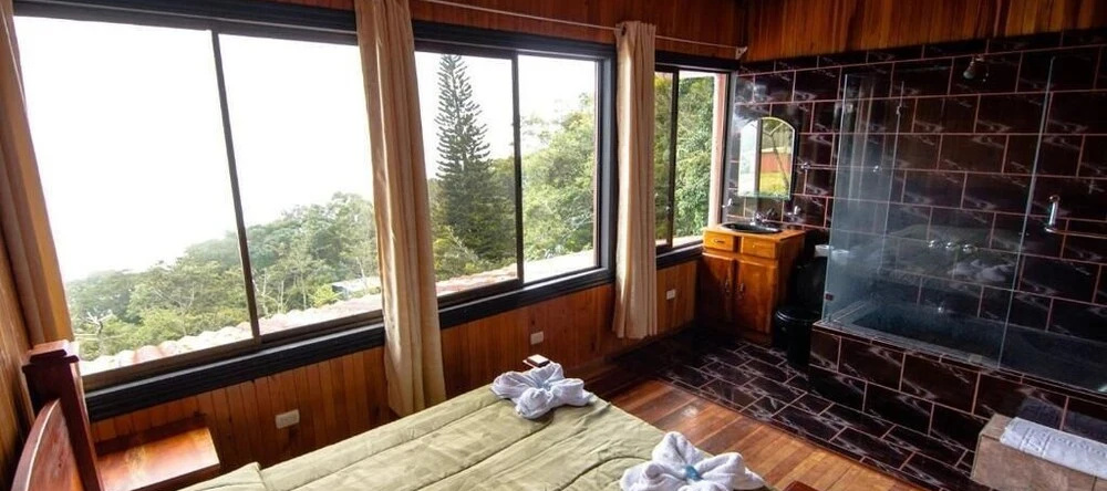 Hotel Flor de Bromelia, 圣埃伦娜 — 照片 1