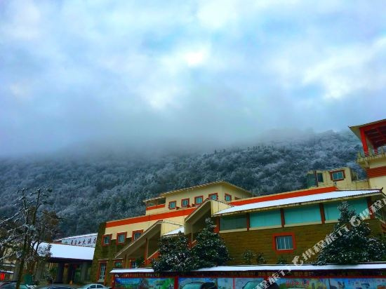 Huaying Mountain Hotel, 华阴 — 照片 1