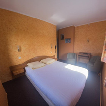 Hotel Les Genets, Ла-Рош-ен-Арден — фото 2