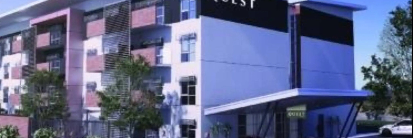 Quest Griffith, Griffith — photo 1