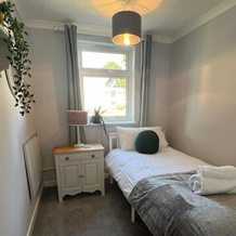Sunny 2-Bedroom Flat In Hoddesdon, Ходдесдон — фото 3