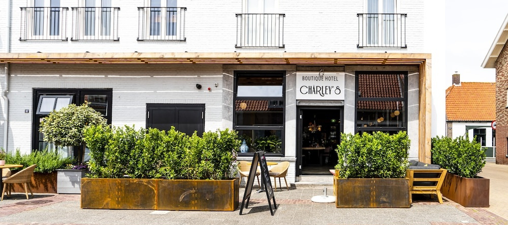 Boutique Hotel Charley's, 韦斯特卡佩勒 — 照片 1