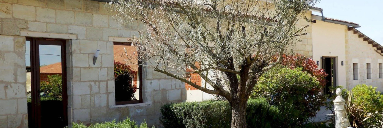 Chateau La Mothe du Barry, Moulon — photo 1