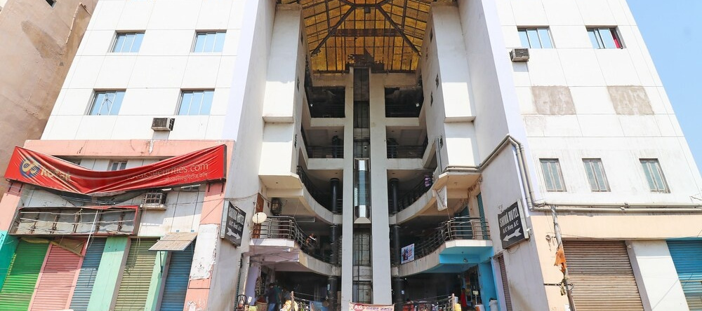 OYO 28130 Hotel Shiva, 巴加尔普尔 — 照片 1