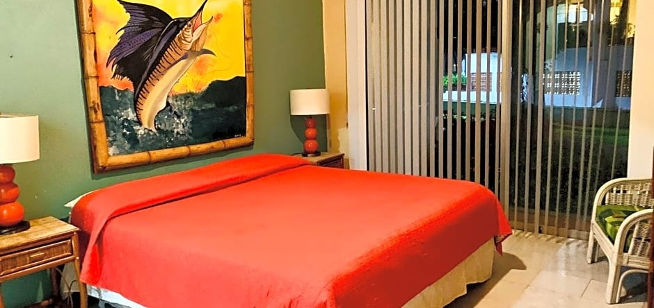 Villa Para 8 Personas 6 Adultos 2 Menores En Hotel Tsoro Ixtapa Wifi Gratis, Истапа — фото 1