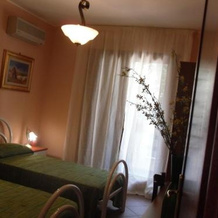 La ginestra Chia B&B, 多穆斯德玛丽亚 — 照片 4