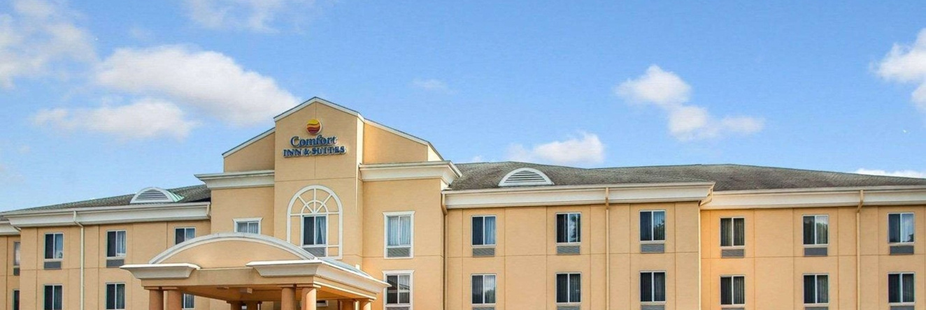 Comfort Inn & Suites Carneys Point - Pennsville, Карнис-Пойнт — фото 1