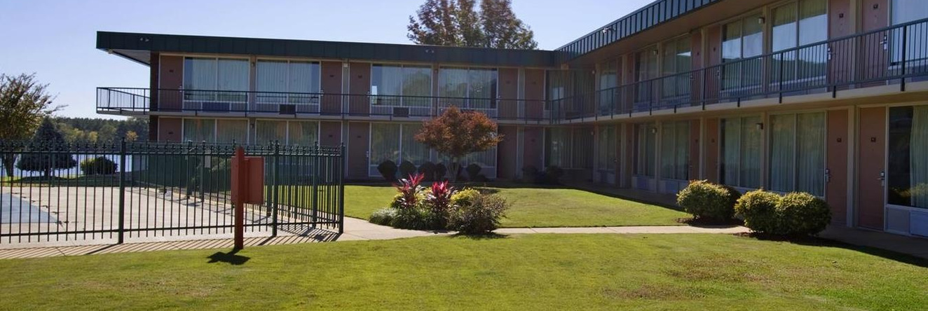 Americas Best Value Inn Pell City Riverside, Pell City — photo 1