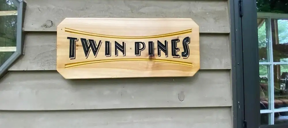 Twin Pines, Стон Лейк — фото 1