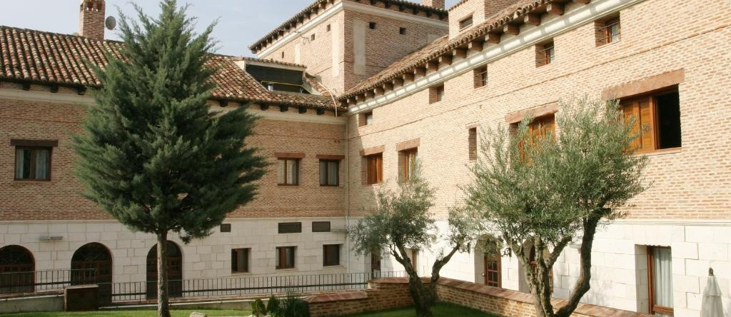 Hotel El Jardín de la Abadía, Arroyo de la Encomienda — photo 1