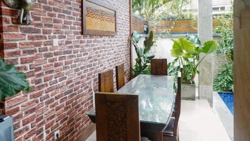 Jasmine Villa Batu Bolong, Desa Batu Layar — photo 1