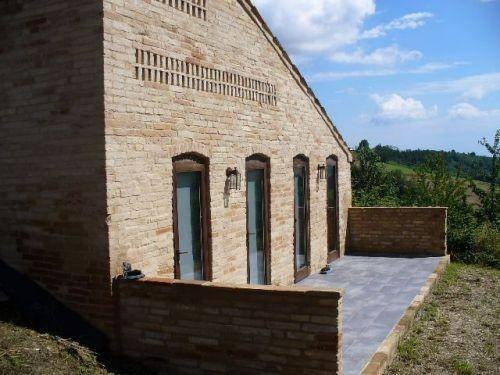 Casale Moretti, Monte Urano — photo 1