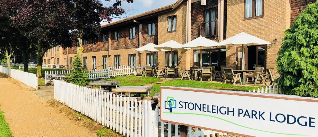 Stoneleigh Park Lodge, Кенилуэрт — фото 1