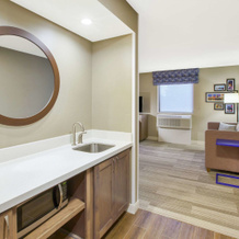 Hampton Inn & Suites Oakwood Village-Cleveland, Oakwood — photo 5