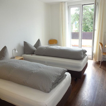 Bildungszentrum Burgbühl, 阿夫里伊德旺蓬 — 照片 3