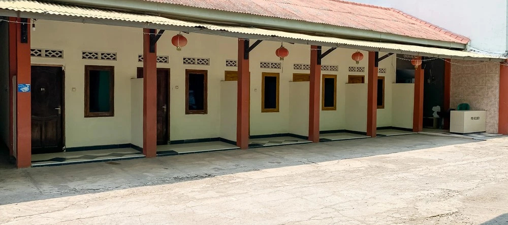 Penginapan Losmen Ayu Pamanukan RedPartner, 帕马努坎 — 照片 1