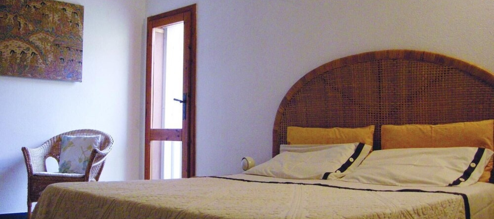 Via Dei Gerani B&B, Синнаи — фото 1