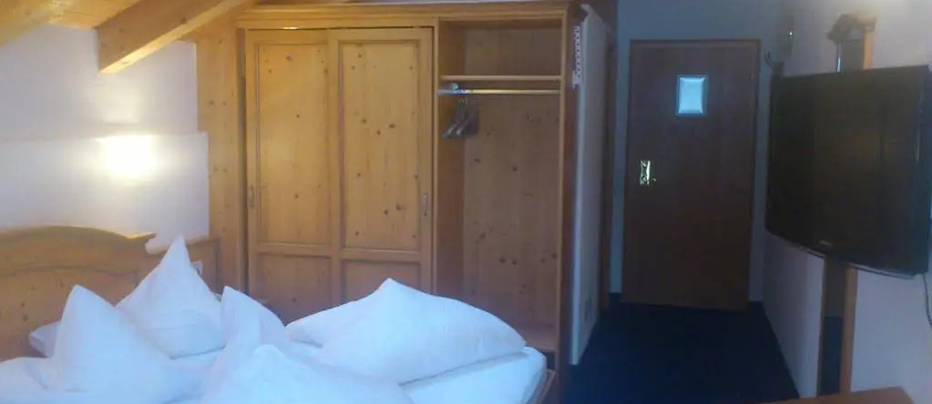 Hotel Höllroah, 卡普尔 — 照片 1