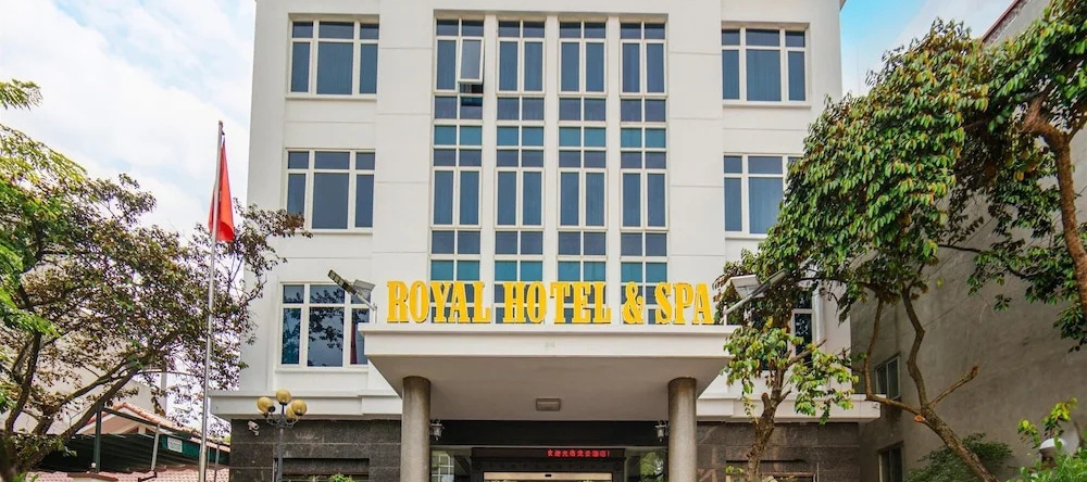 Royal Hotel & Spa Bac Ninh, 泰森 — 照片 1