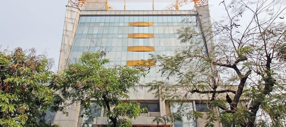 Hotel Lake View Expotel, 海得拉巴 — 照片 1
