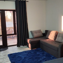 Uyutnaya Studiya Na Belyause Flat, 兹纳缅斯科耶 — 照片 3