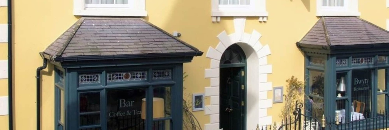 32 Townhouse, Narberth — photo 1