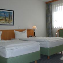Hotel Rostock West Im Kritzmow Park, Крицмов — фото 3
