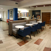 Holiday Inn Express Hotel & Suites Decatur By Ihg, Декатур — фото 5