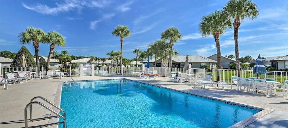 Pool Access + Screened Porch: Sebring Resort Home, 塞布林 — 照片 1