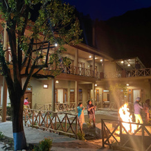 ShivAdya Tirthan - Boutique Hotel in Tirthan Valley, Банджар — 照片 2
