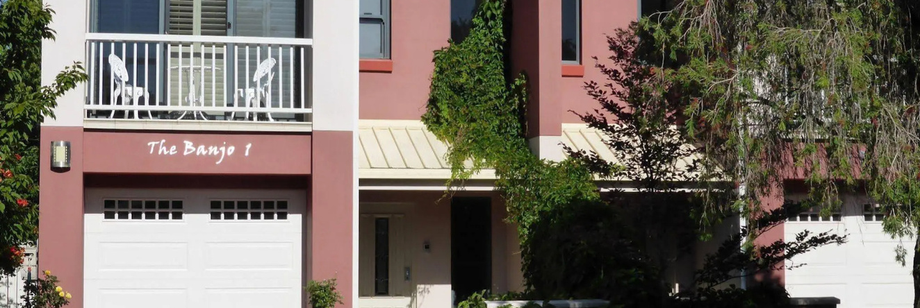 A Colourcity Apartments, Orange — photo 1