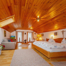 Gröbl-Alm Haus zur schönen Aussicht, Ettal — photo 3