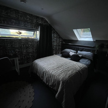 Artsy Retreat - Sleeps 4, Free Parking & Balcony, 凯特勒姆 — 照片 5