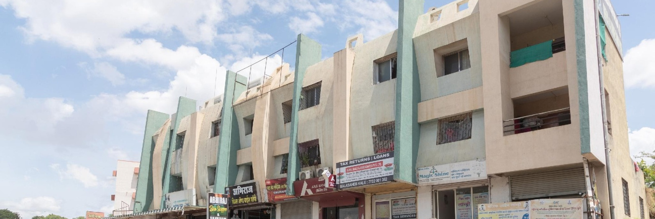 OYO 40788 Shree Sidhi Lodging, 萨斯瓦德 — 照片 1
