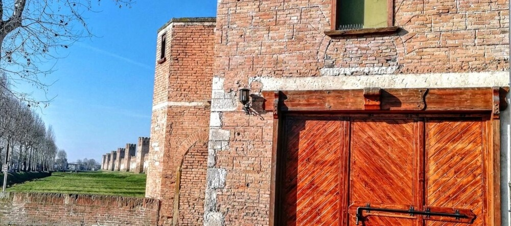 Casale Medievale-Per La Dolce Vita, Montagnana — photo 1