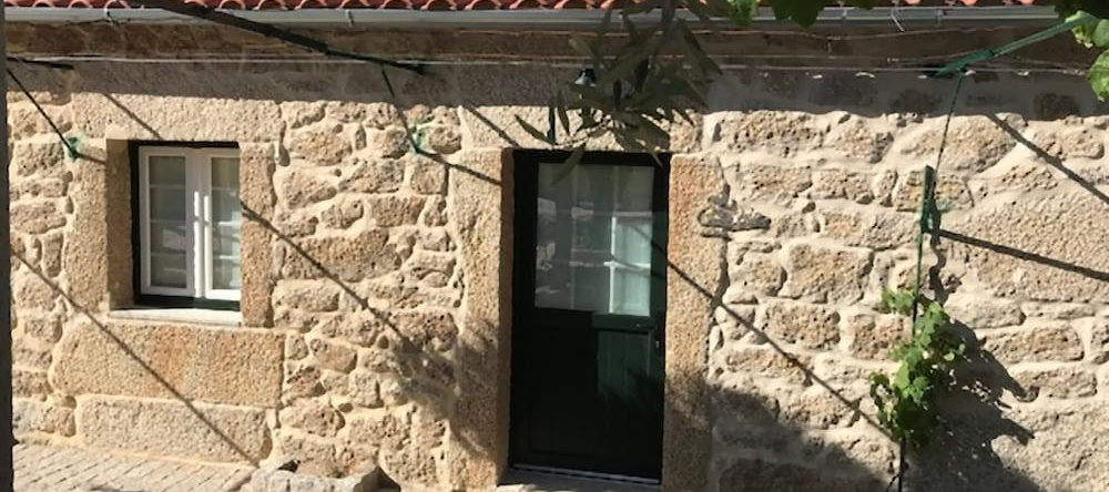Casas Da Villa - Oliveira E Videira, Монсанто — фото 1