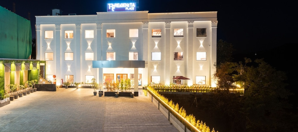 Regenta Place Morni Hills, Panchkula, 卡拉安布 — 照片 1