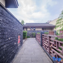 Mount Emei View Hot Spring Soup House, Лэшань — фото 4