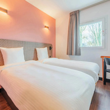 B&B HOTEL Strasbourg Nord Mundolsheim, Mundolsheim — photo 3