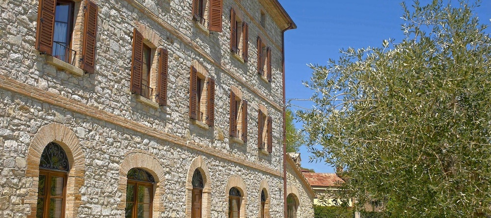 Agriturismo Montefiorentino, Фронтино — фото 1
