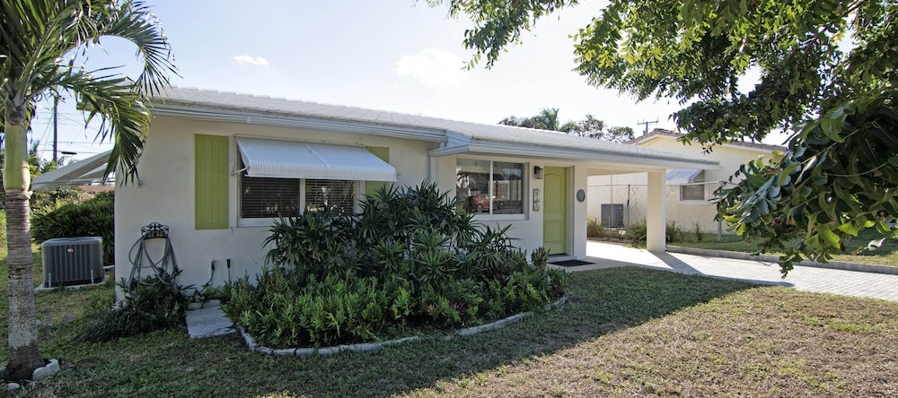 Mango House Immaculate 3 BDR in Boynton Beach!, Boynton Beach — photo 1